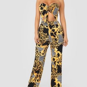 NWT Fashion Nova Strapless Jumpsuit Size Small